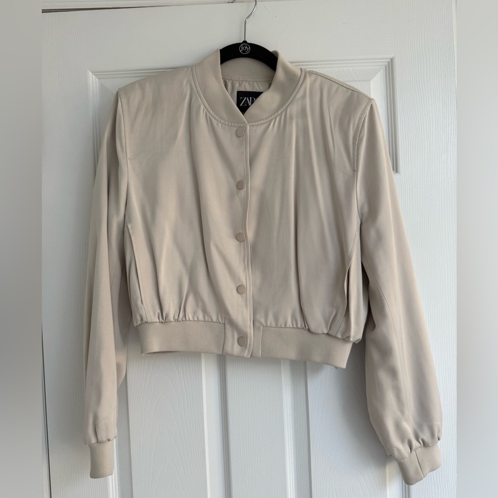 Zara Women's Beige Bomber Jacket